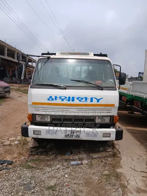 Very Nice Rhino1 Brake Fluid With Strong Engine