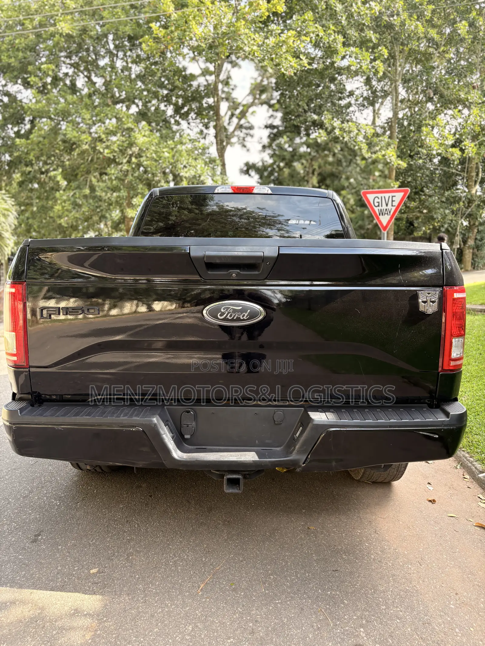Ford F-150 XL 4x4 SuperCrew Cab Styleside 5.5 ft. box 145 in. WB 2017