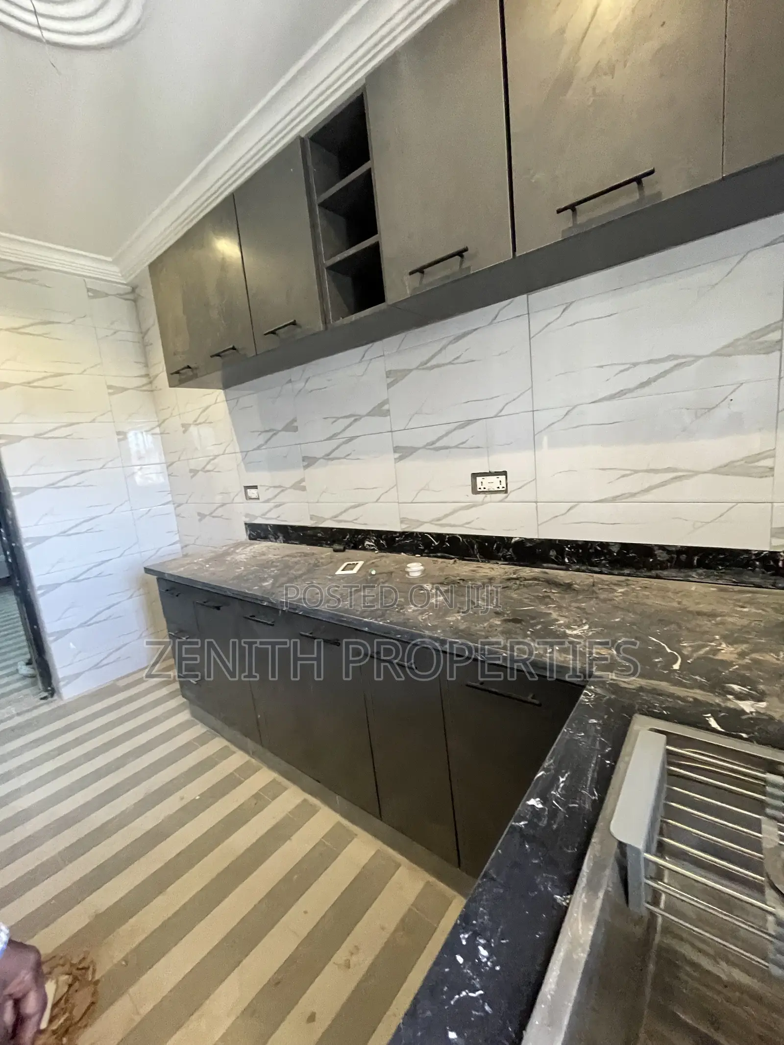 2bdrm Apartment in Zenith Properties, West Hills Mall Area for rent