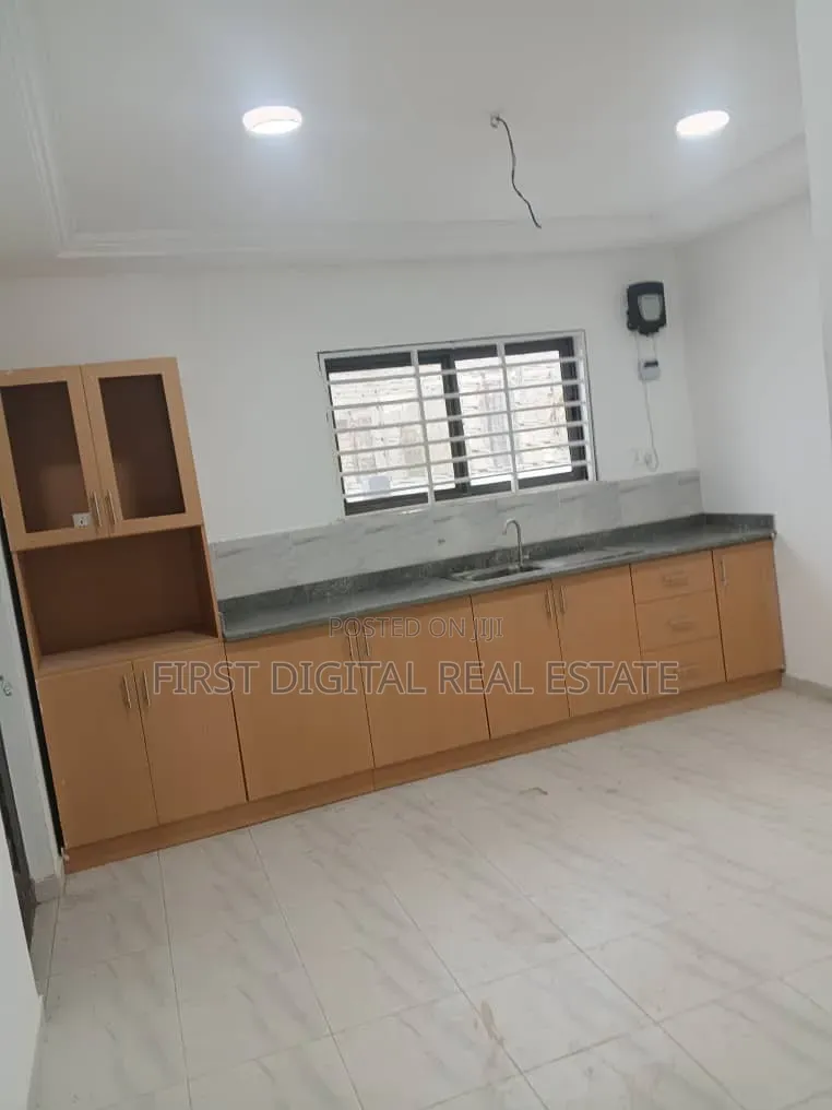 4bdrm House in First Digital Real, Malejor for rent
