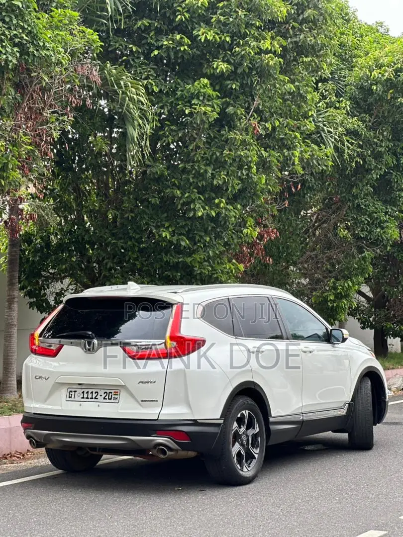 Honda CR-V Touring AWD 2018 White