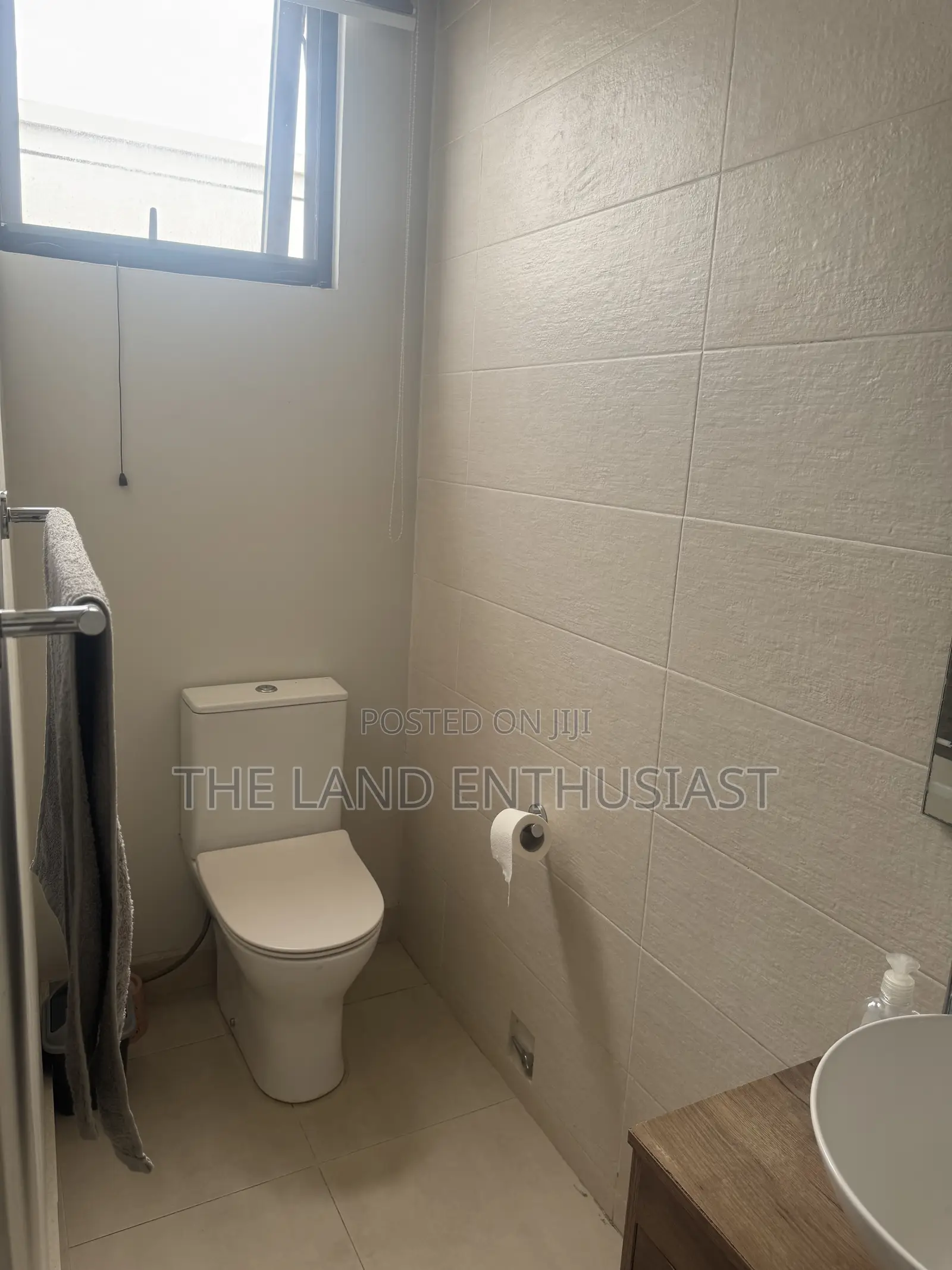 Furnished 3bdrm Townhouse / Terrace in North Legon for rent