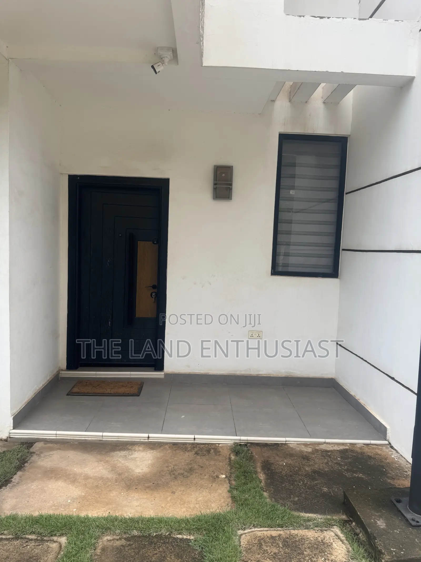 Furnished 3bdrm Townhouse / Terrace in North Legon for rent