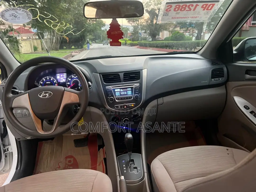 Hyundai Accent 2017 White