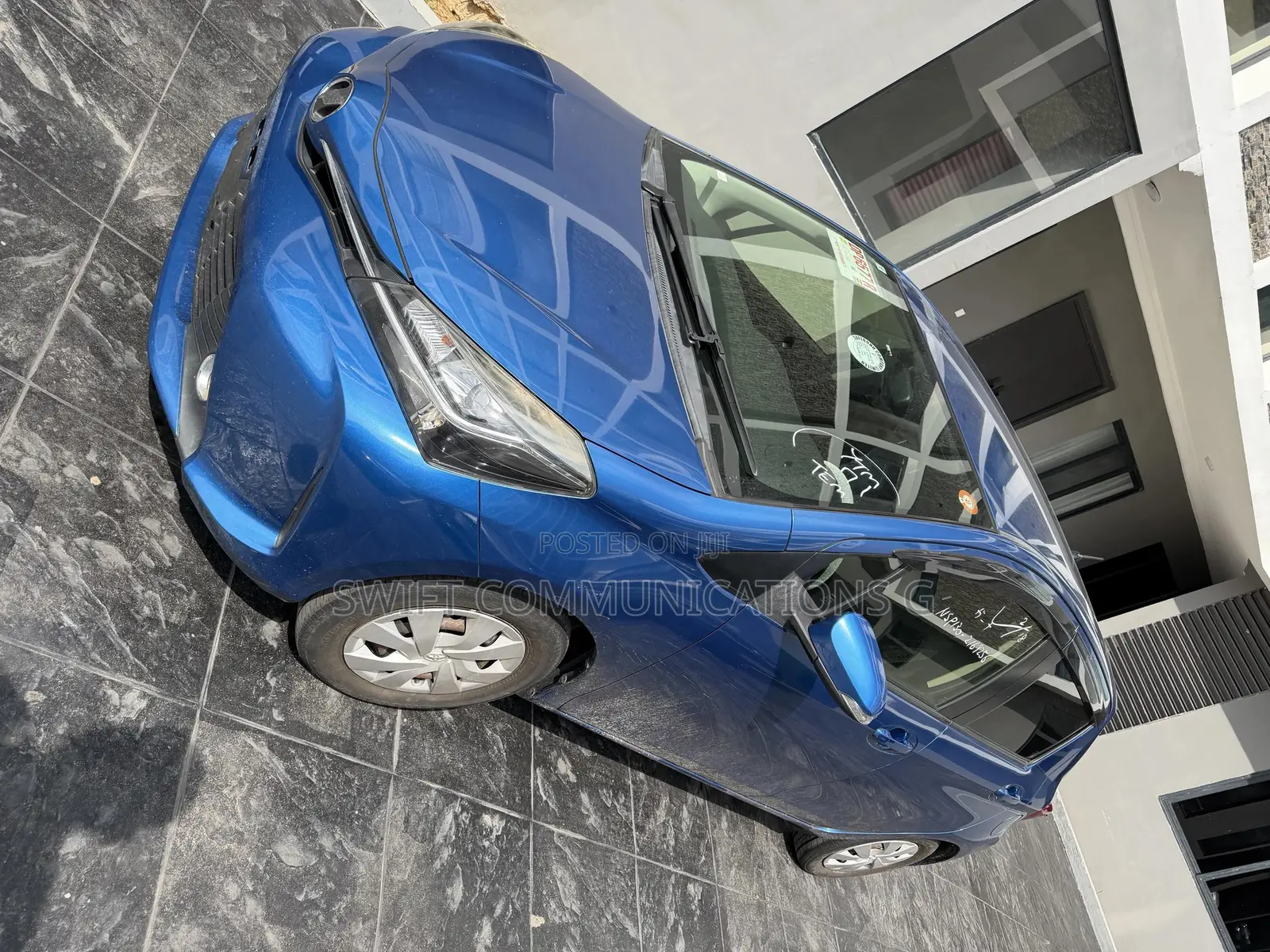 Toyota Vitz 1.3 FWD 5dr 2015 Blue