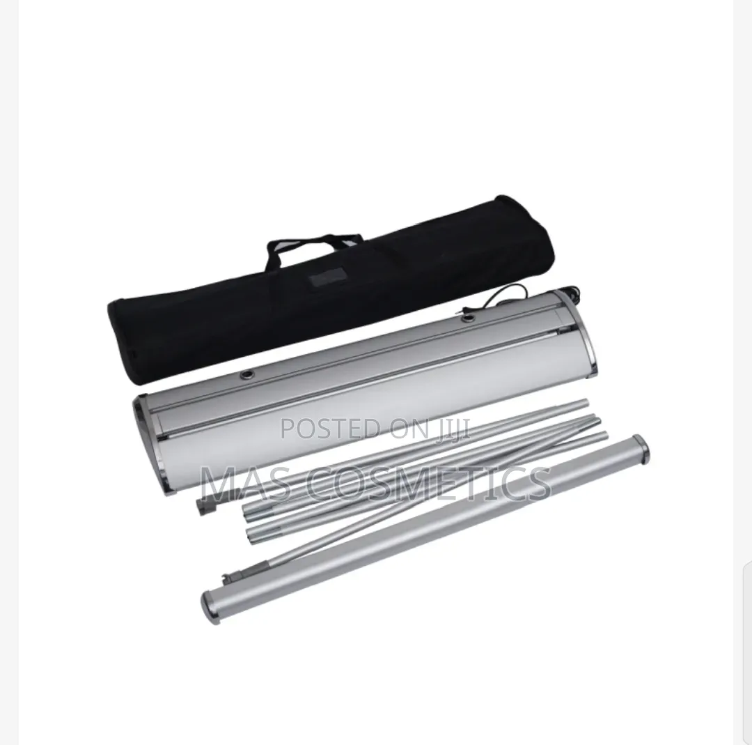 Electronic Pull Up 407cm X 78cm