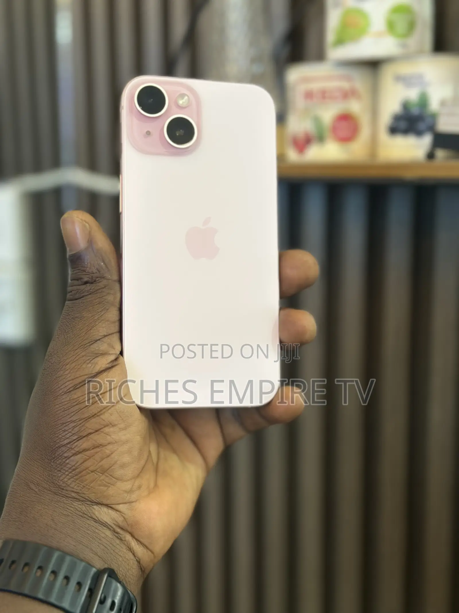 Apple iPhone 15 128 GB Pink