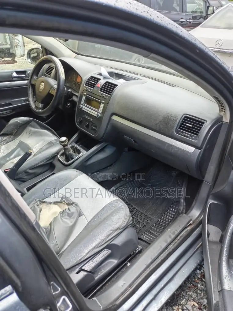 Volkswagen Golf 2012 Gray