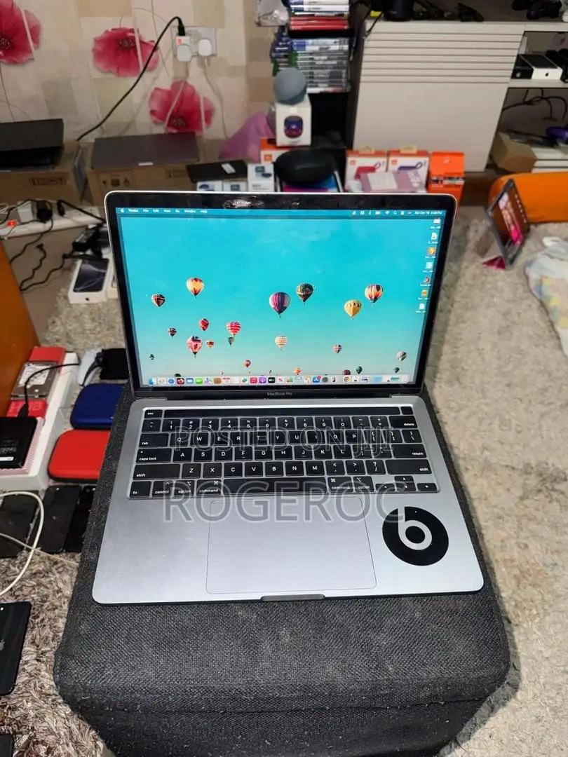 Laptop Apple MacBook Pro 2020 16GB Intel Core i5 SSD 512GB
