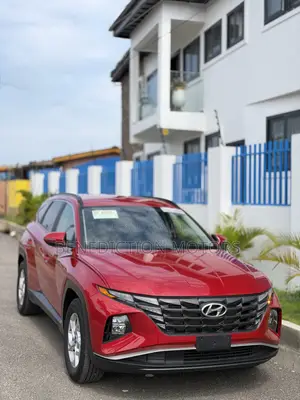 Hyundai Tucson SE 2022 Red