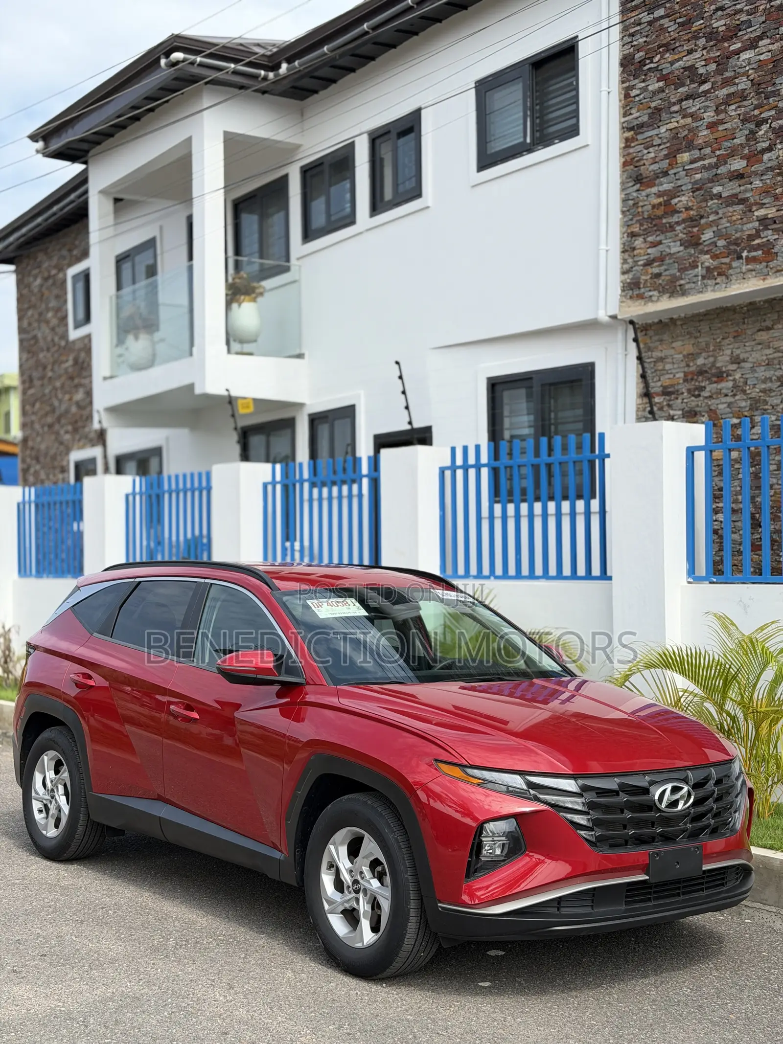 Hyundai Tucson SE 2022 Red