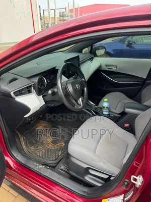 Toyota Corolla 2022 Red