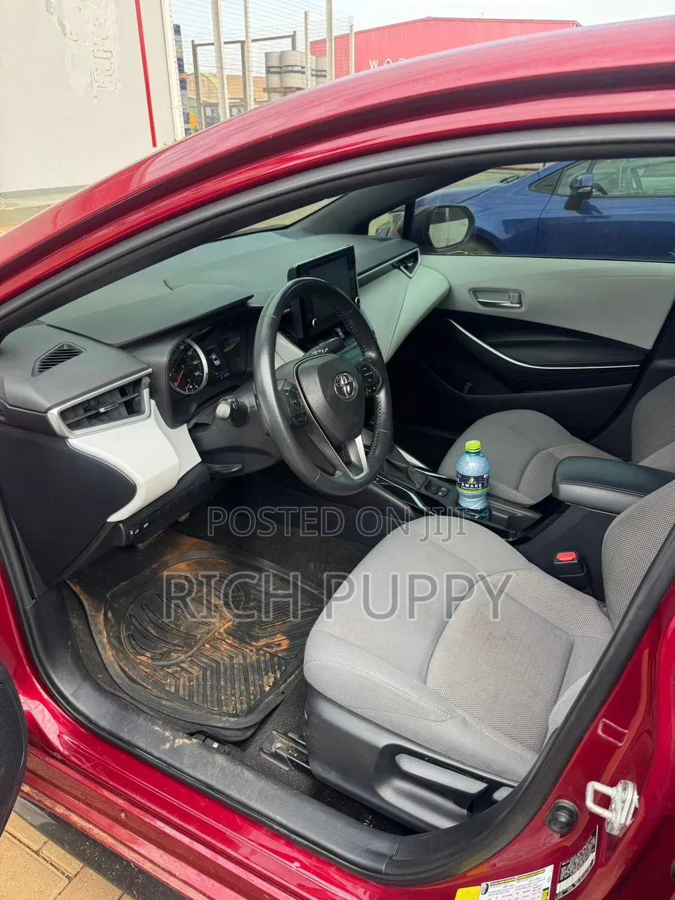 Toyota Corolla 2022 Red