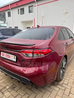 Toyota Corolla 2022 Red