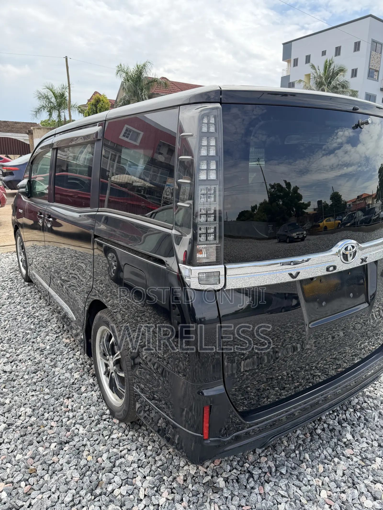 Toyota Voxy SV Premium 2014 Black