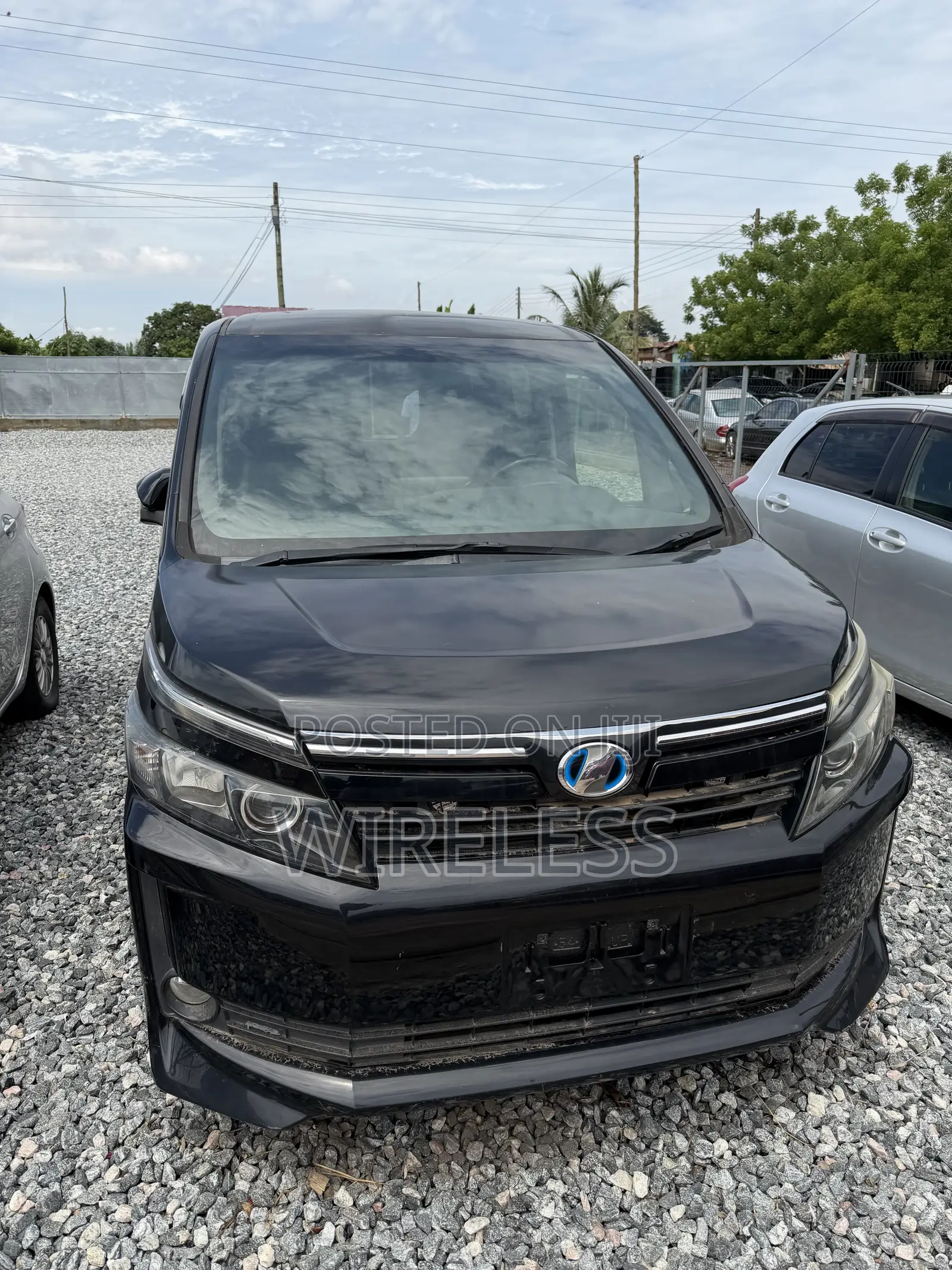 Toyota Voxy SV Premium 2014 Black