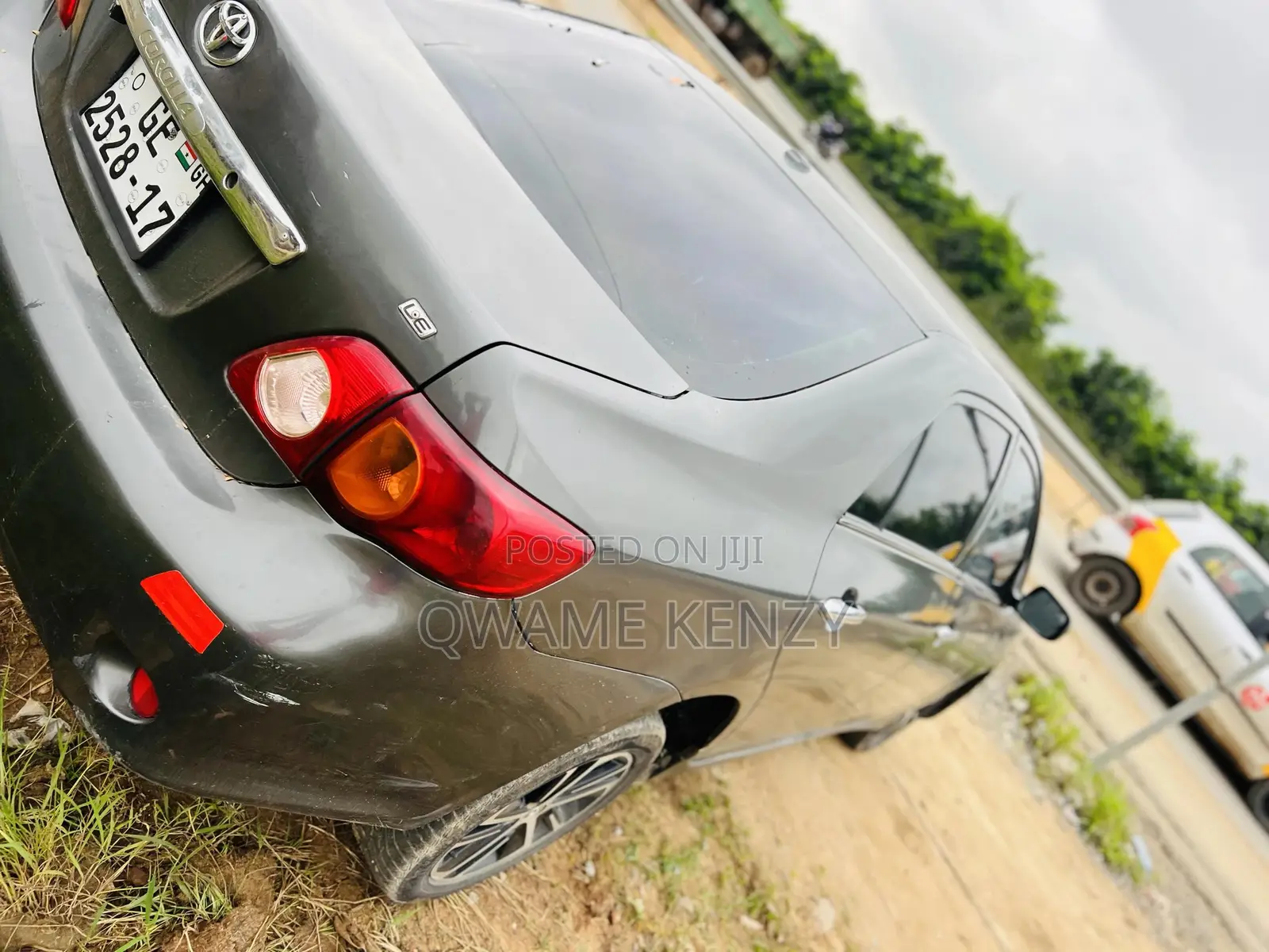 Toyota Corolla LE 4dr Sedan (1.8L 4cyl 4A) 2010 Black