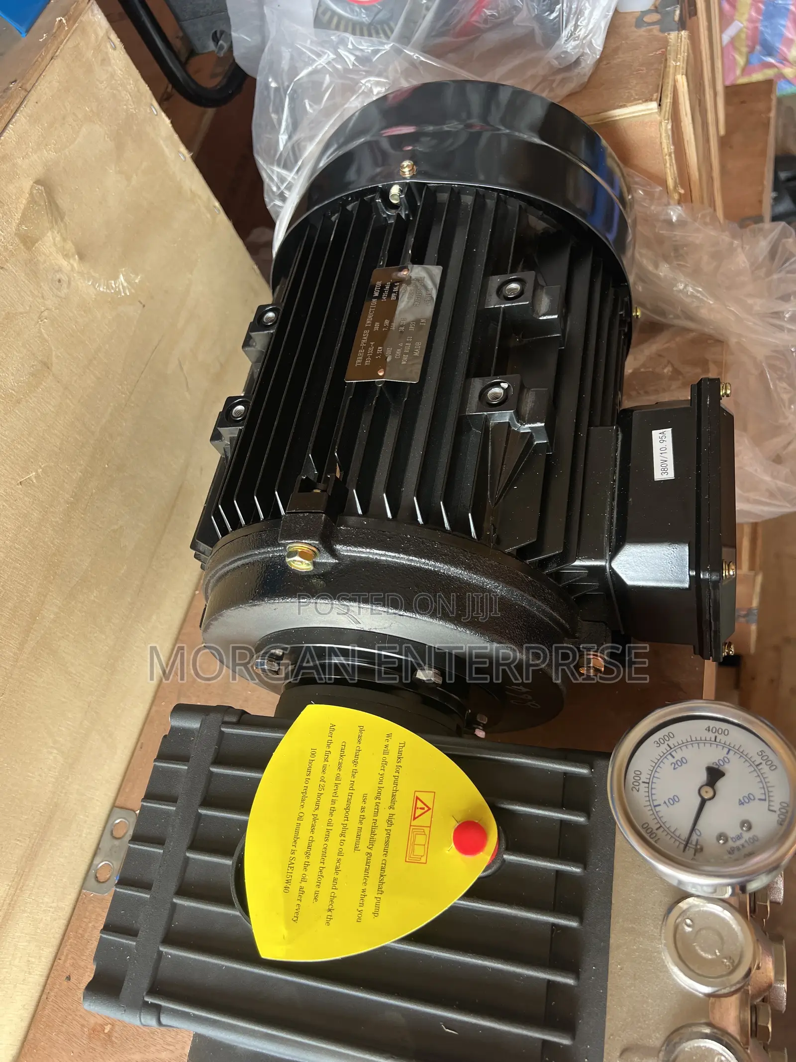 7.5hp Commercial Pressure Washer With Accessories Set For Washing Bays