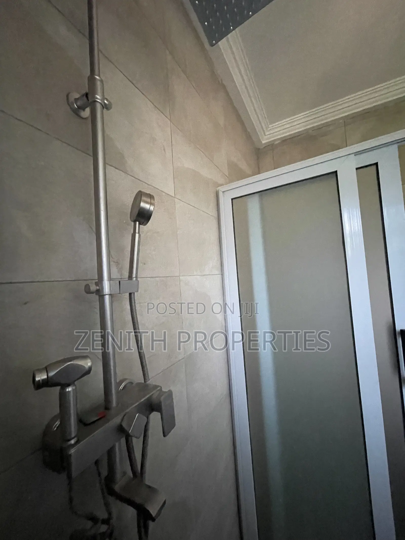 3bdrm Apartment in Zenith Properties, Old Barrier for rent