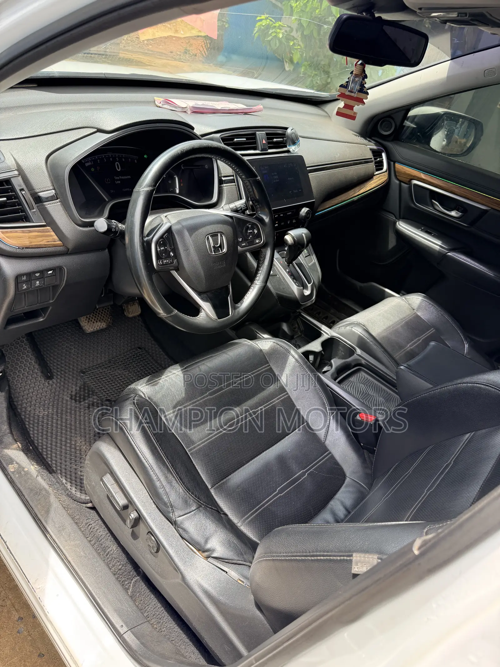 Honda CR-V Touring AWD 2019 White