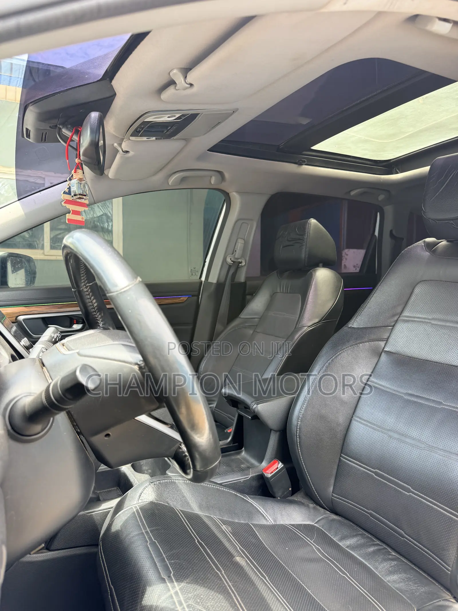Honda CR-V Touring AWD 2019 White