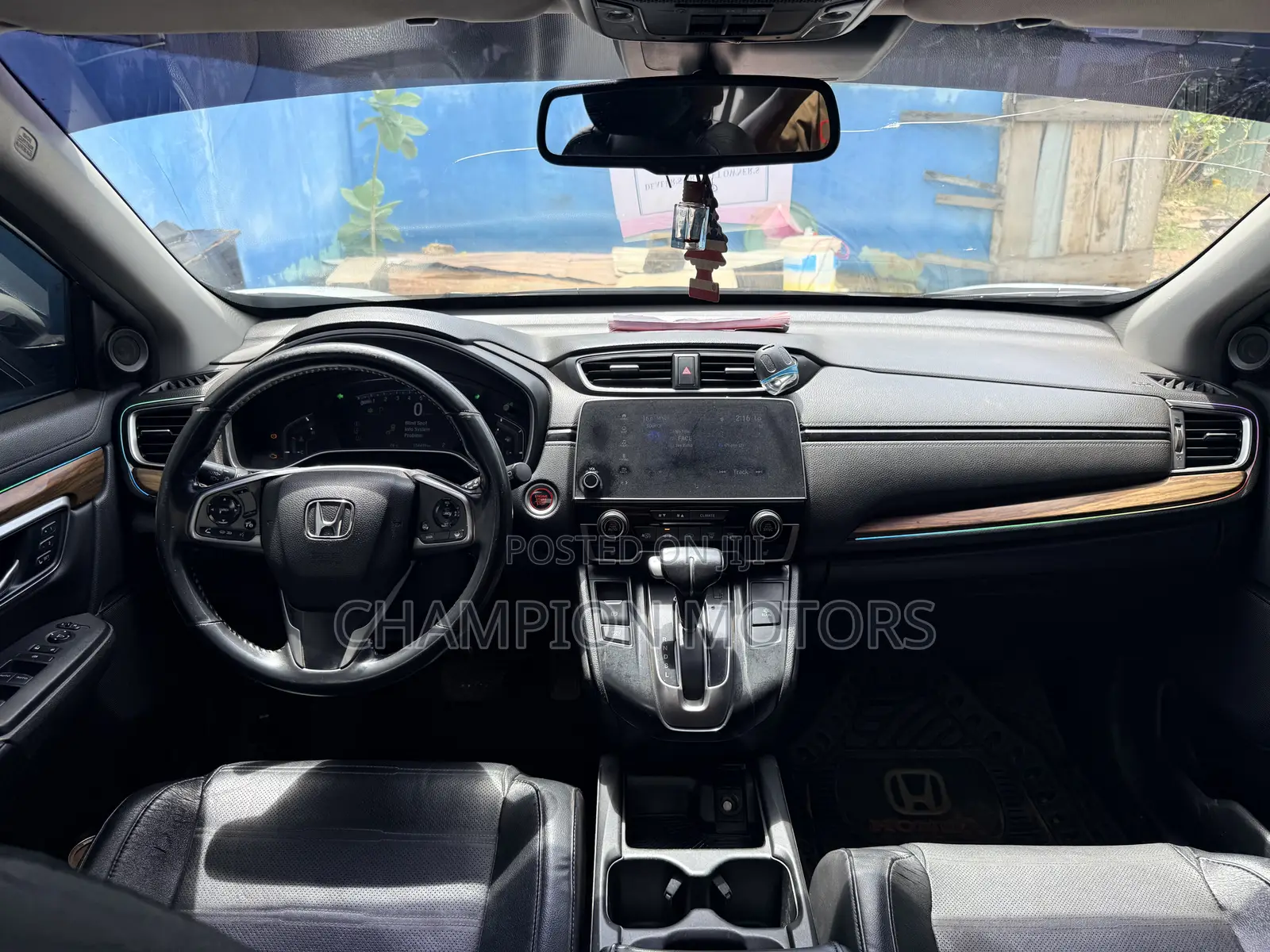 Honda CR-V Touring AWD 2019 White