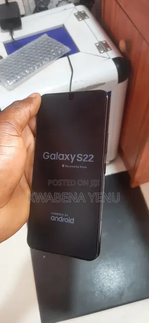 Samsung Galaxy S22 5G 128 GB Black