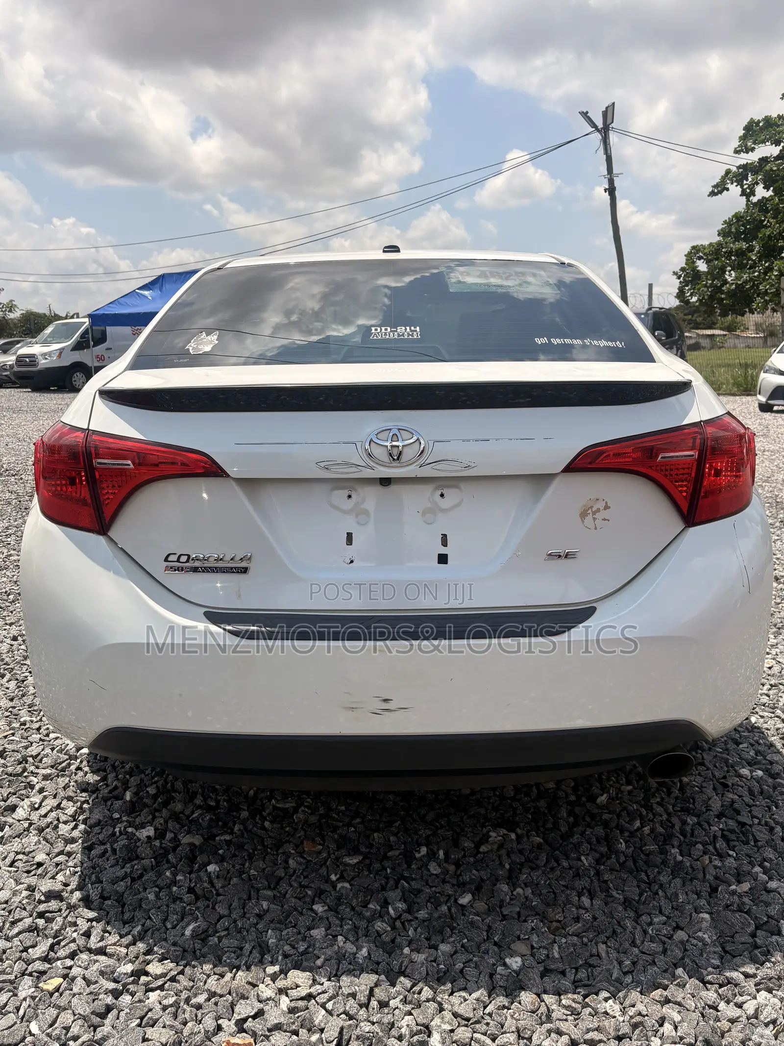 Toyota Corolla SE 4dr Sedan (1.8L 4cyl CVT) 2017 White