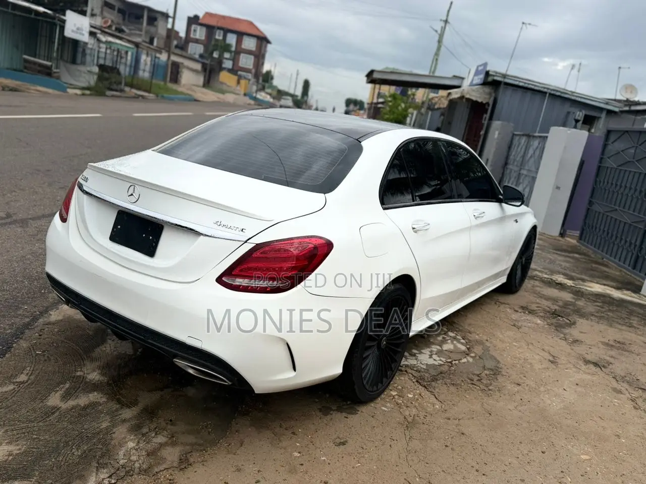 Mercedes-Benz C300 Sport 4Matic Sedan AWD (2.0L 4cyl 7A) 2017 White