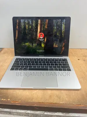 Laptop Apple MacBook Pro 2016 16GB Intel Core i7 HDD+SSD 1T