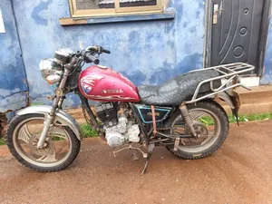 Royal RY125 2015 Red