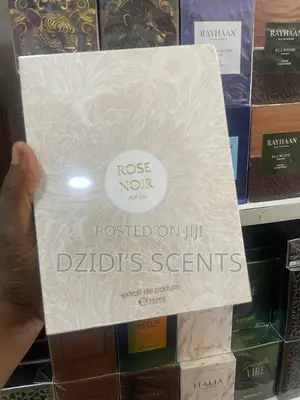 Rose Noir Perfume