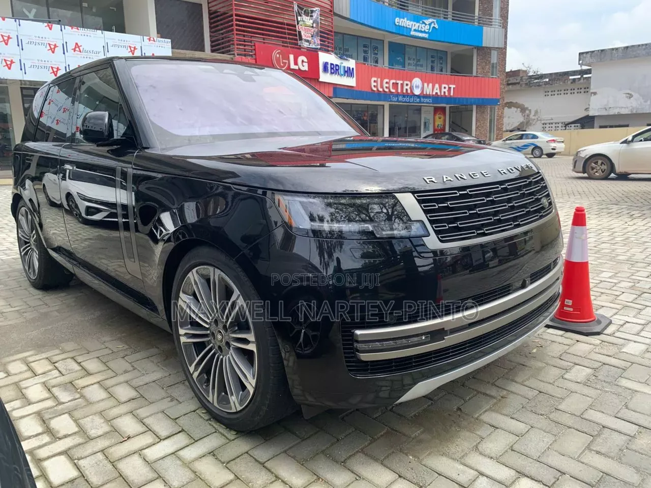 Land Rover Range Rover 2024 Black