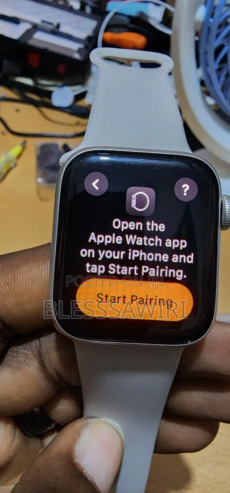 Apple Watch Series Se 2nd Gen 40mm (Gps + Cellular) - Starlight