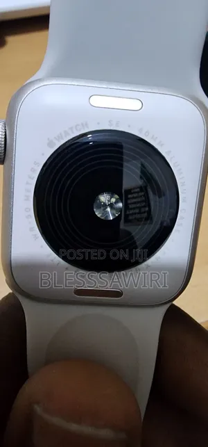 Apple Watch Series Se 2nd Gen 40mm (Gps + Cellular) - Starlight
