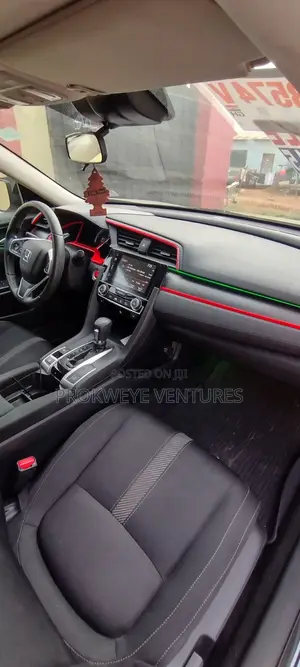Honda Civic Touring Sedan 2019 Gray