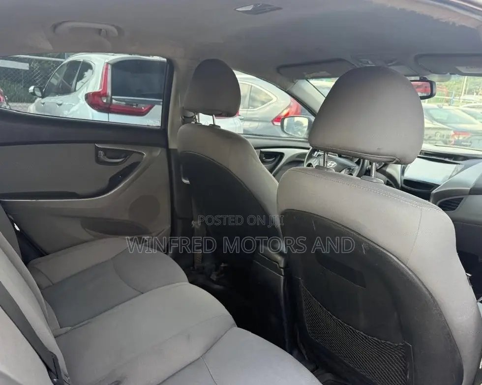 Hyundai Elantra GLS Sedan FWD (1.8L 4cyl 6A) 2013 Gray