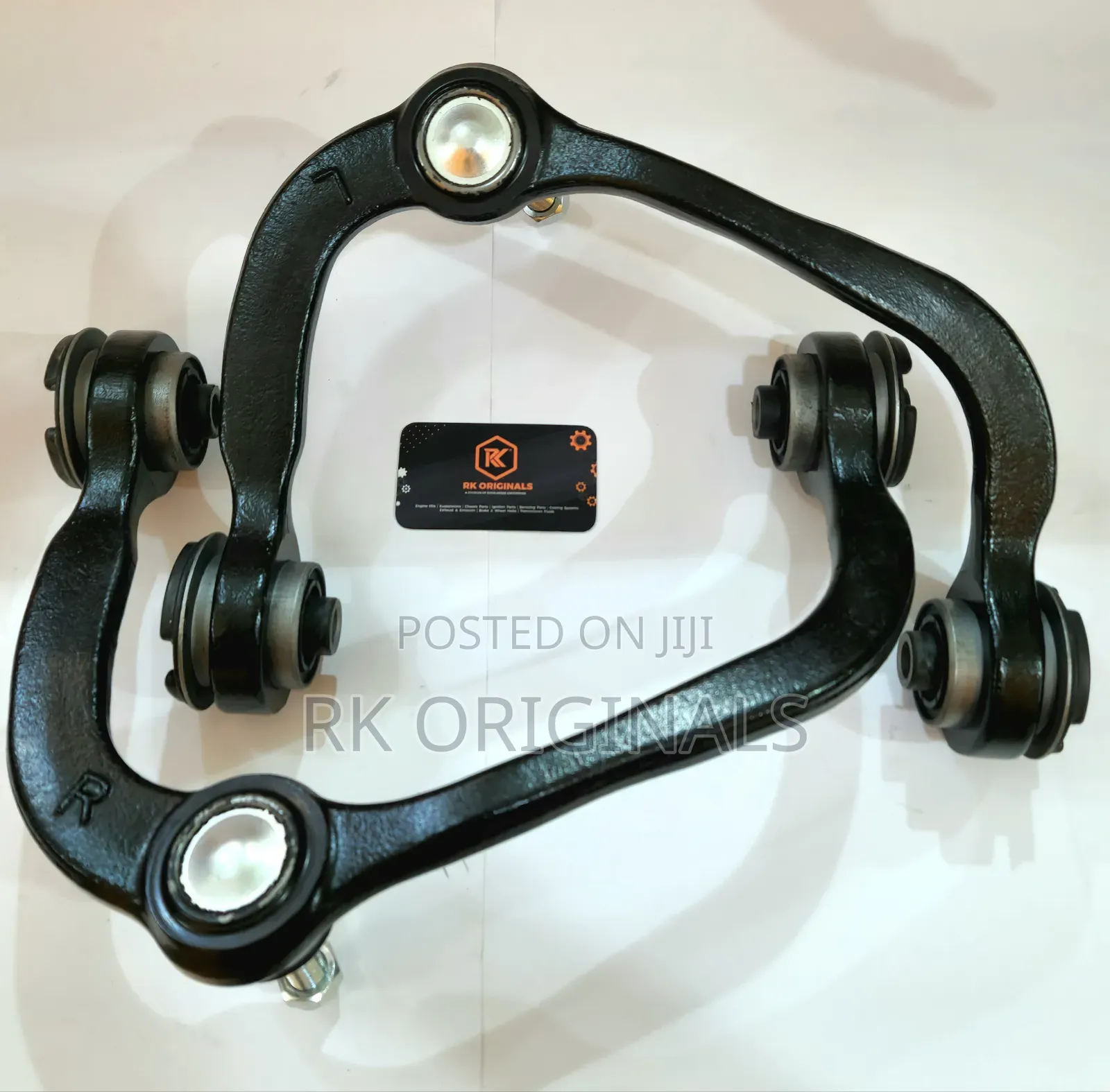 04-20/Expedition 06-22 Motorcraft Upper Control Arm Pair Usa