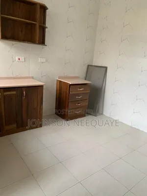 3bdrm Apartment in Collins Duada, Spintex for rent
