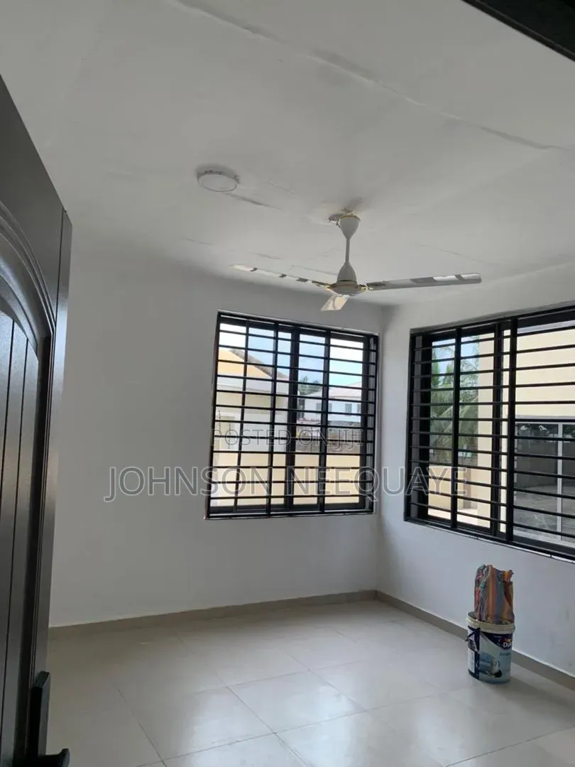 3bdrm Apartment in Collins Duada, Spintex for rent