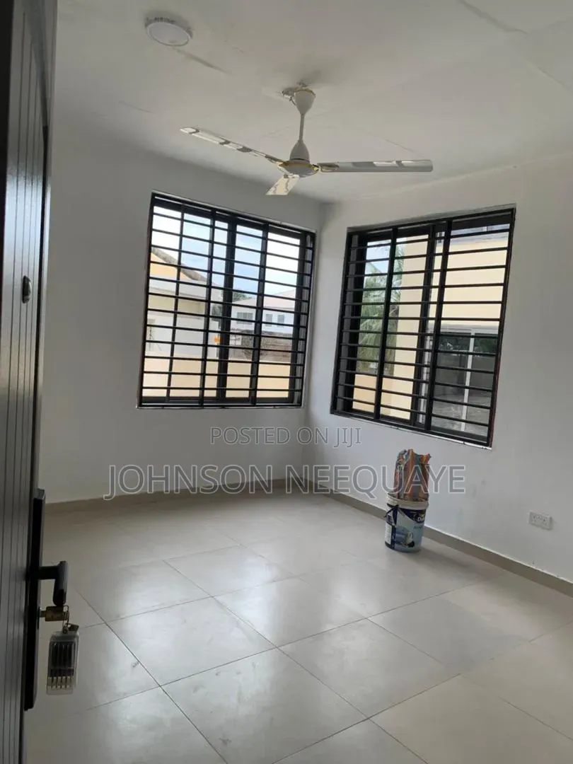 3bdrm Apartment in Collins Duada, Spintex for rent