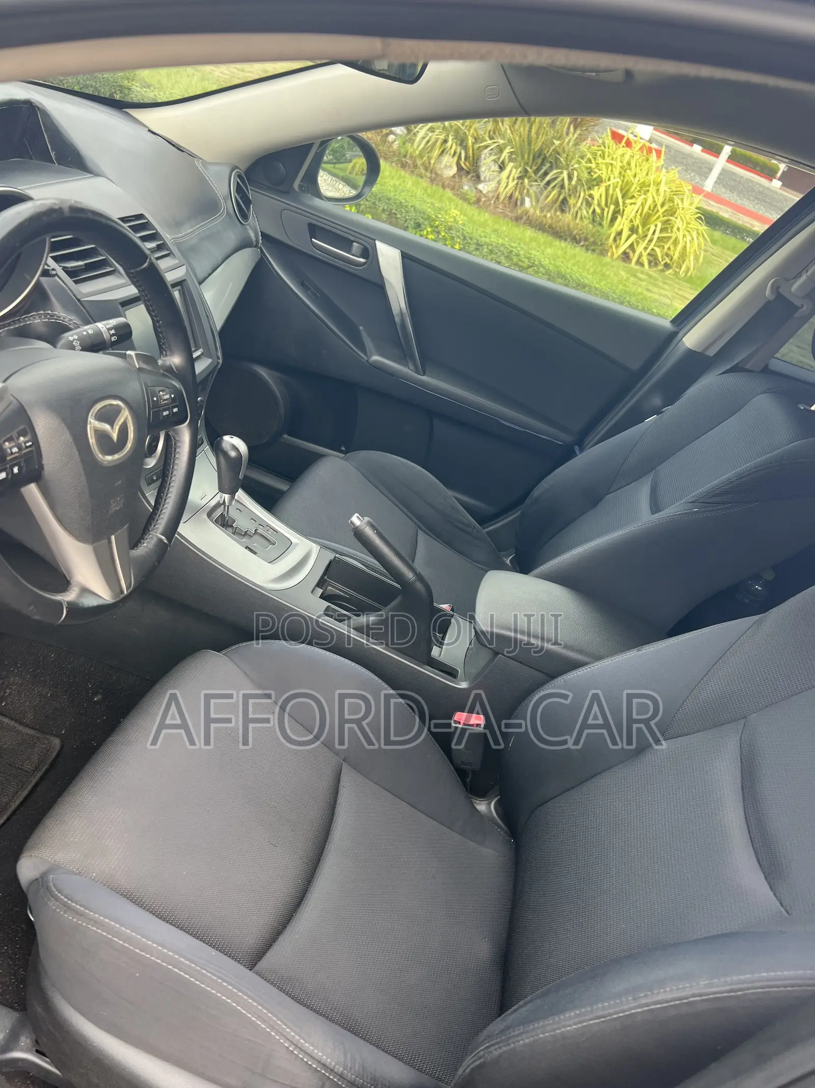 Mazda Axela 2011 Blue
