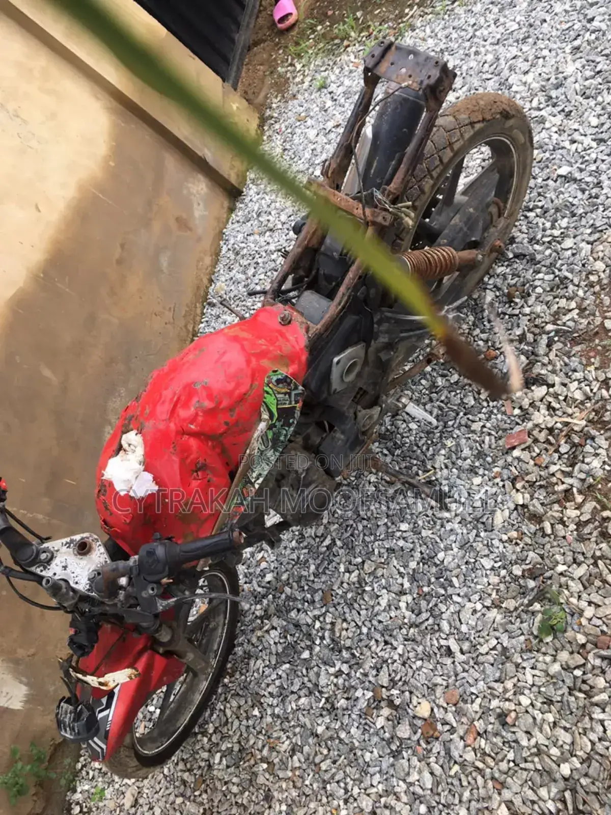 TVS Apache RTR 160 2V 2018 Red
