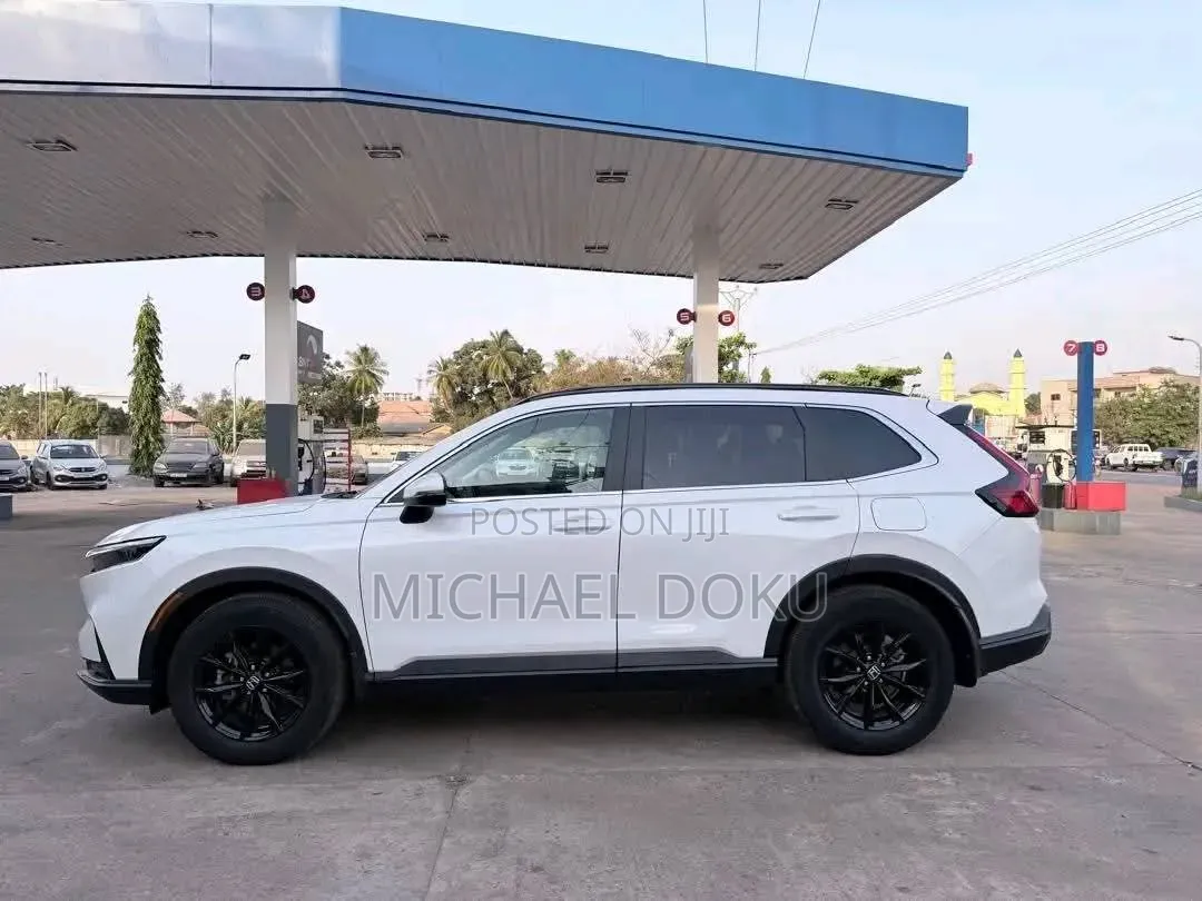 Honda CR-V 2023 White