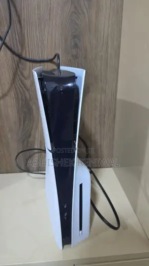 Ps5 500 Gb With 2 Controllers and Games