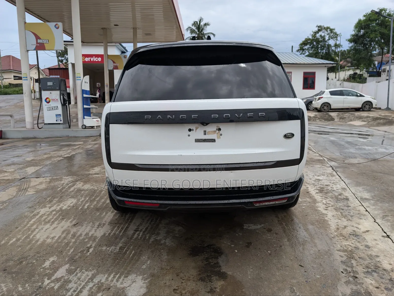 Land Rover Range Rover Autobiography LWB 2023 White