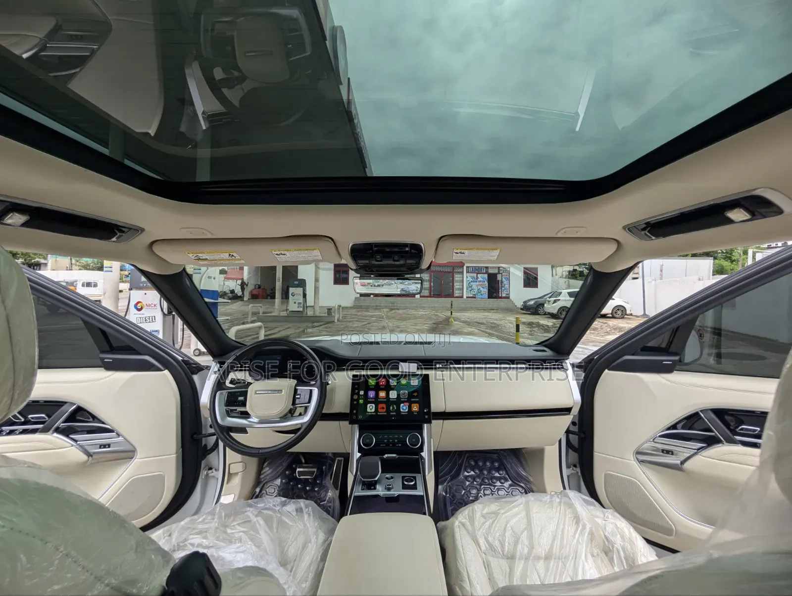 Land Rover Range Rover Autobiography LWB 2023 White