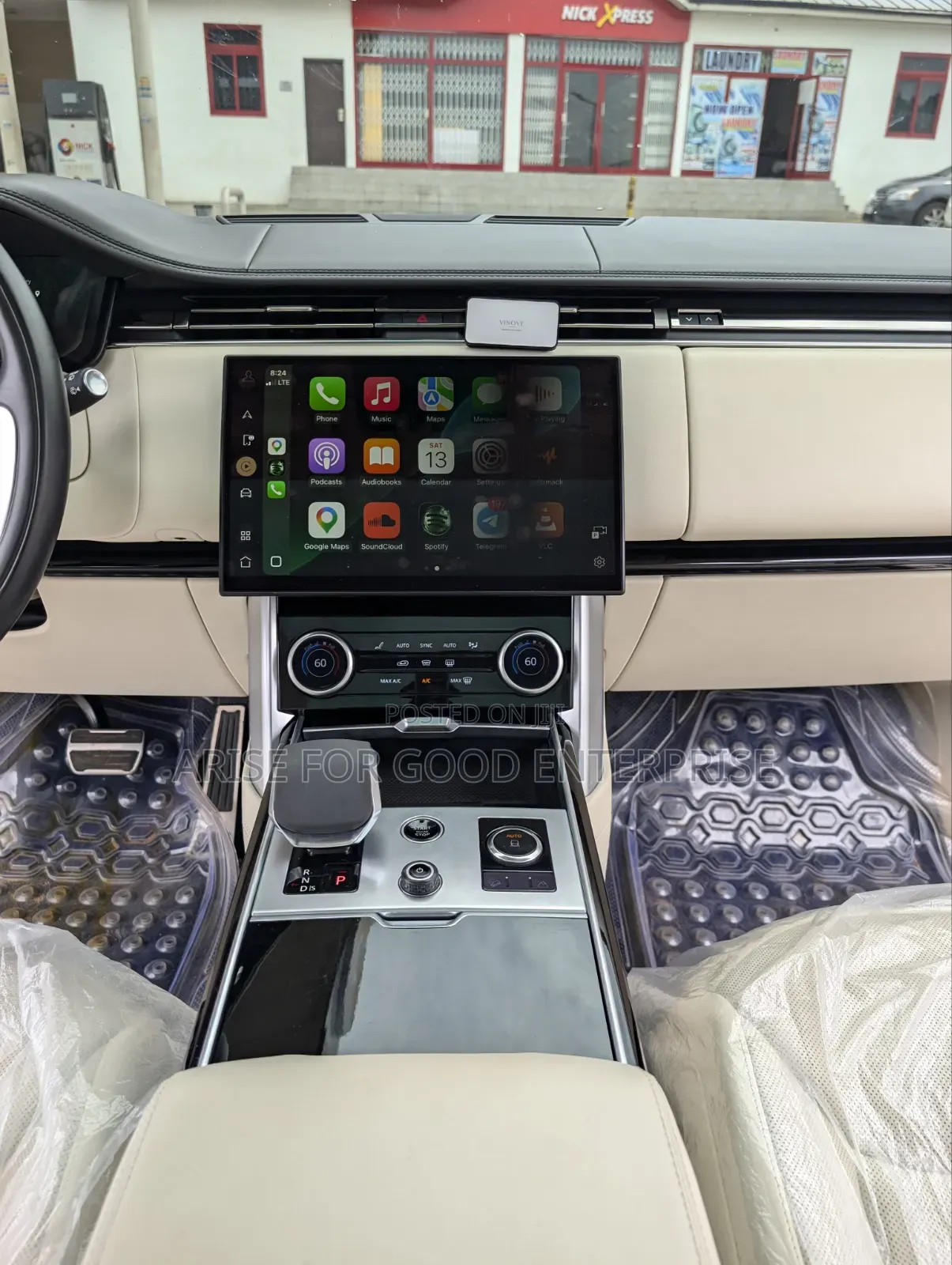 Land Rover Range Rover Autobiography LWB 2023 White