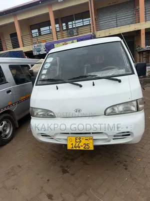 Hyundai H-100 2000 White