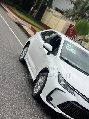 Toyota Corolla 2020 White